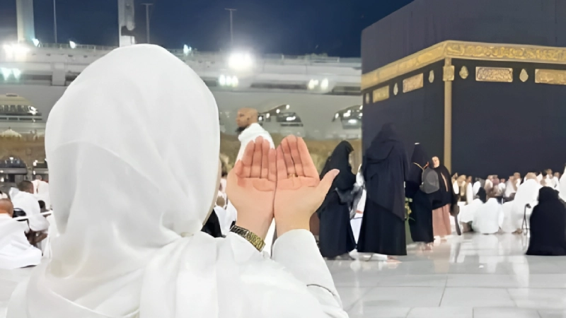 Can a Woman Perform Hajj While Menstruating?