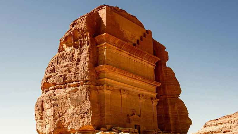 Madain Saleh Saudi Arabia | History, Tombs and UNESCO Site