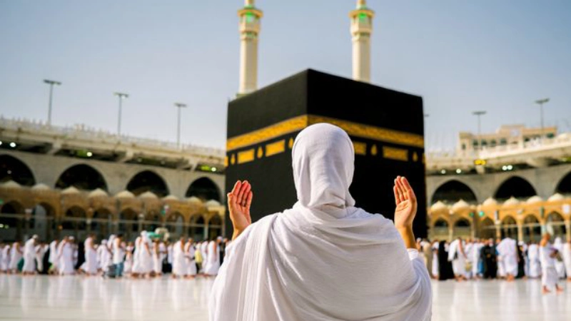 Solo Female Umrah Guide for Women Travelling Alone